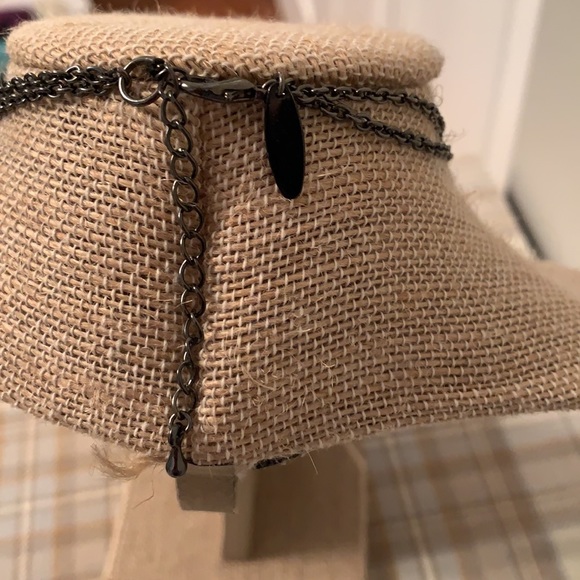 NY Brand Layer Two Tier Necklace Black Gunmetal Chain w/Beads & Pendant - Picture 4 of 11